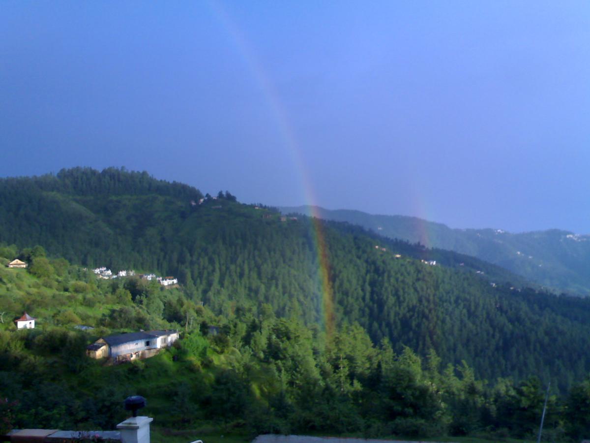 Royal Jardin Whistling Pines Resort Shimla Eksteriør billede