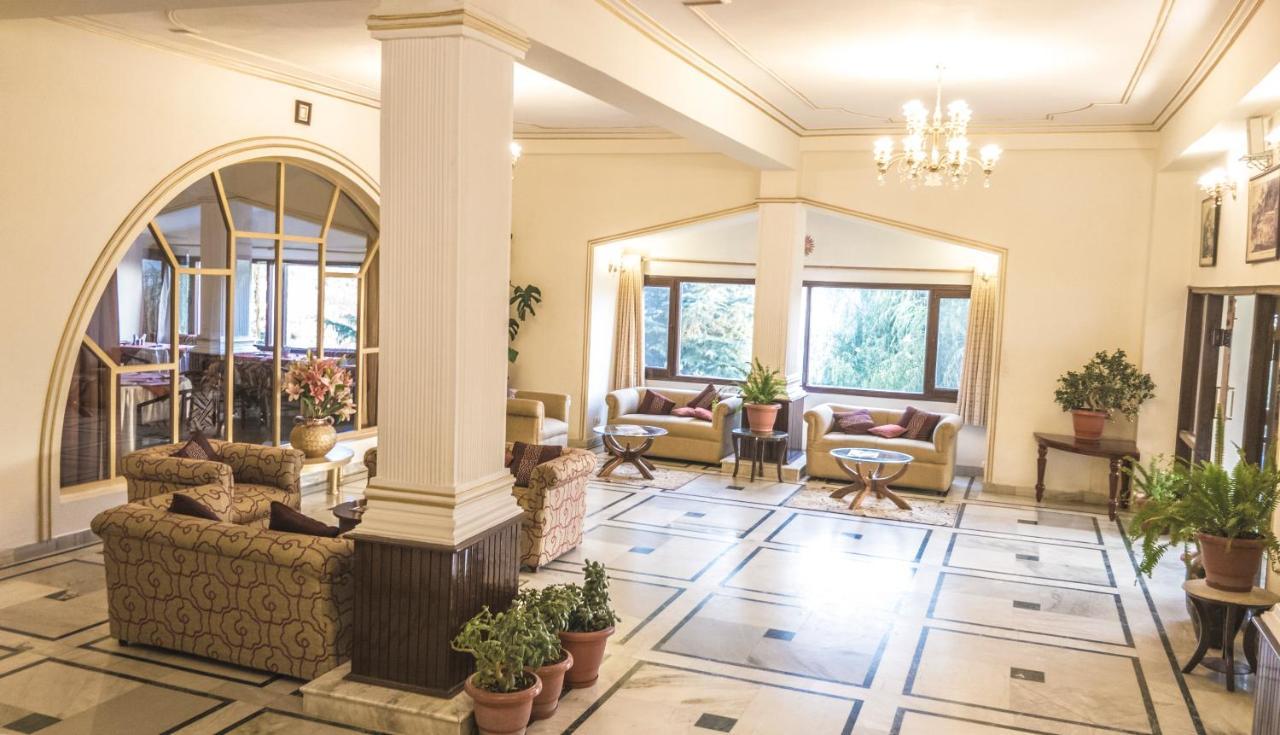 Royal Jardin Whistling Pines Resort Shimla Eksteriør billede