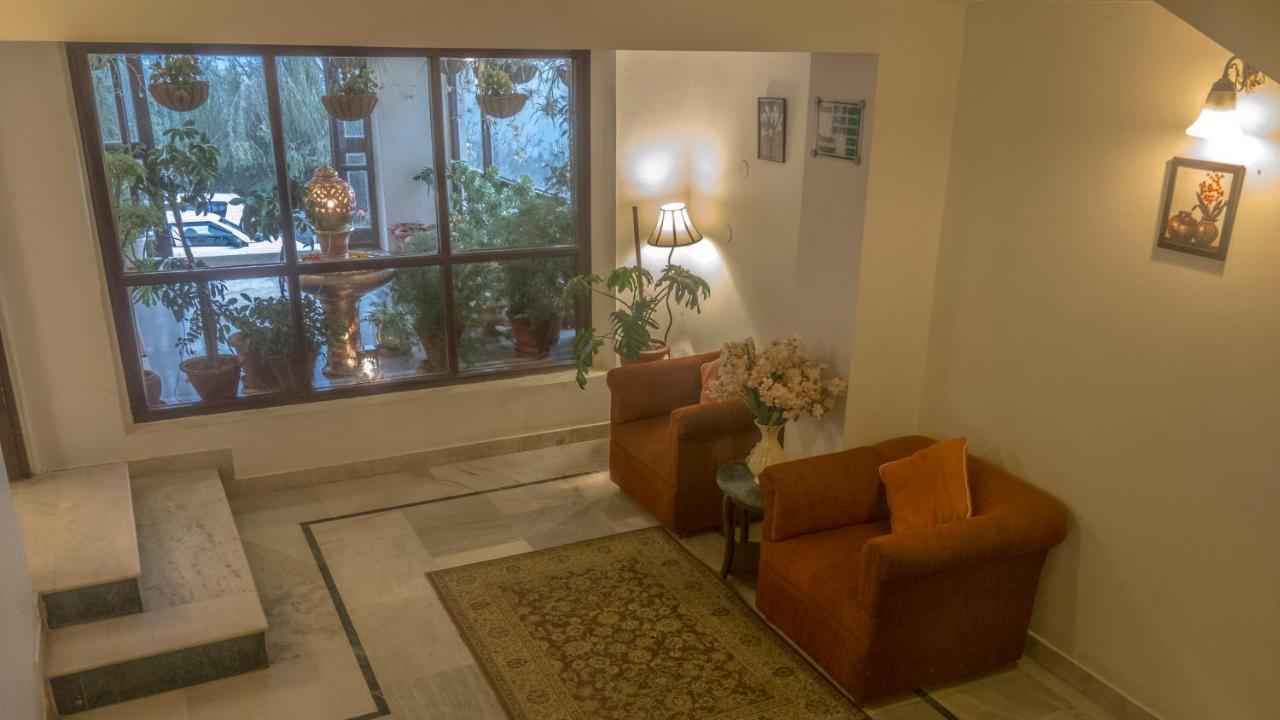 Royal Jardin Whistling Pines Resort Shimla Eksteriør billede