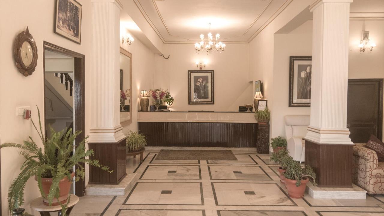 Royal Jardin Whistling Pines Resort Shimla Eksteriør billede